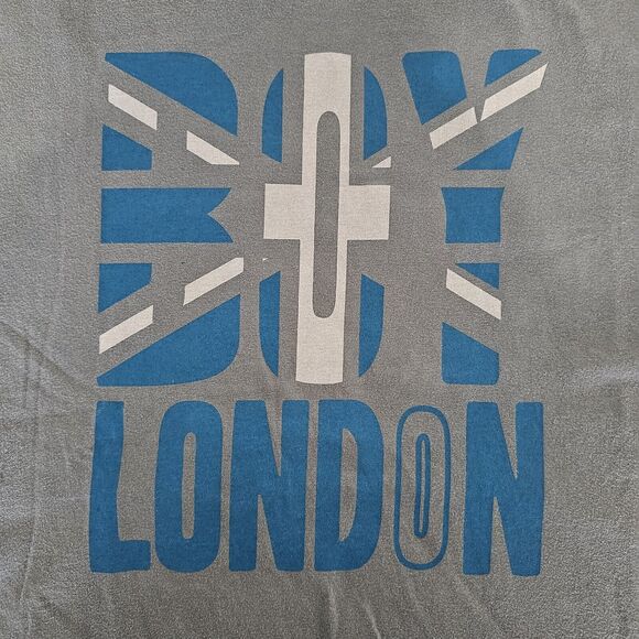 BOY LONDON Mens SIZE L /XL? Gray Short Sleeve LOGO Graphic Shirt FITS LIKE A L - Picture 2 of 7